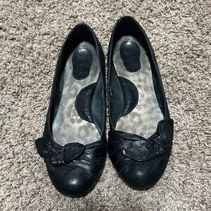 Born Black Women's Flats with Bow Detail